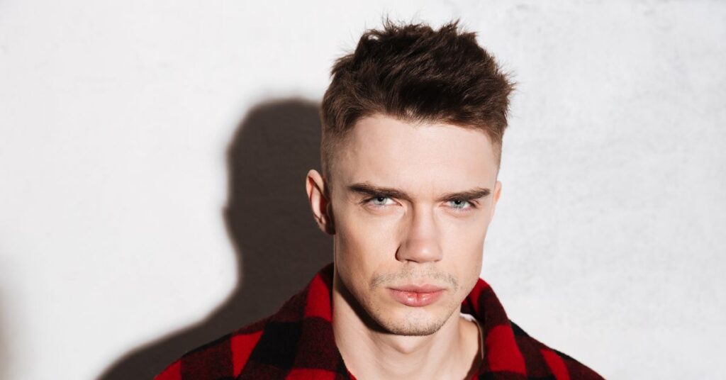 Blunt fringe forward crop with sharp horizontal fringe.