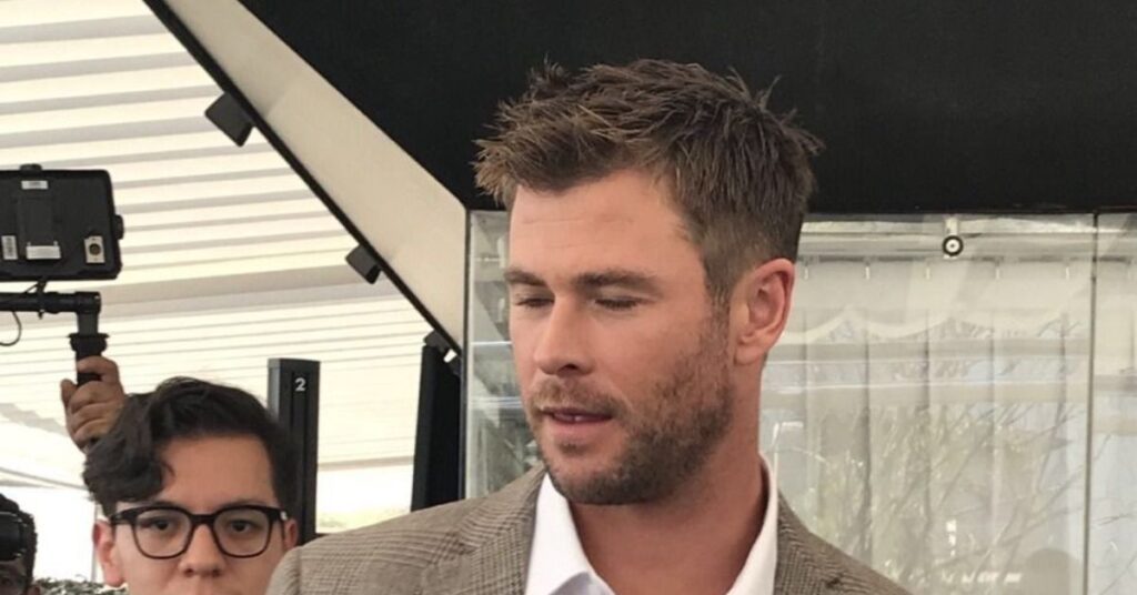 Disheveled business cut hair mens with messy professional texture