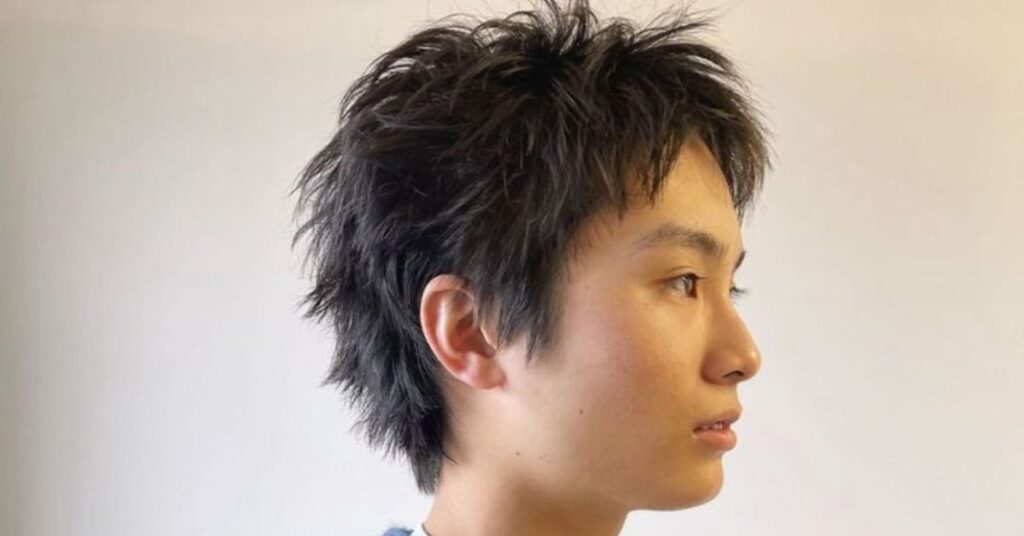 Korean style mod cut with a heavy smooth fringe and soft volume.