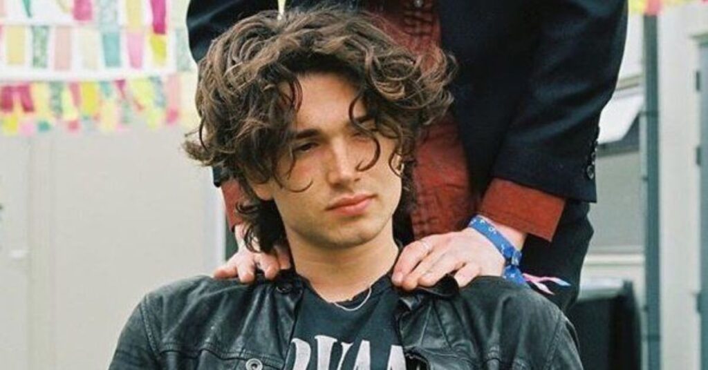 The Messy Textured Look