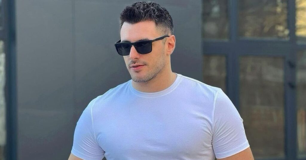 Men with straight hair