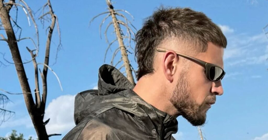 Textured Haircut Male