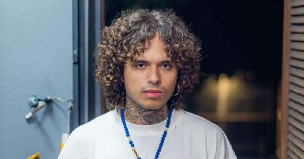 Curly hairstyles for men