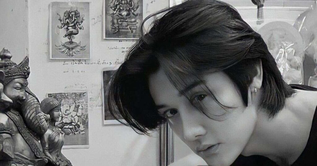 Refined Soft Mullet Korean hairstyle cut with seamless back length.