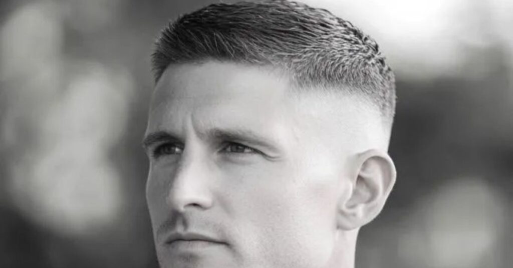 Symmetrical Double Comma Korean hairstyle cut for high-volume K-drama look.