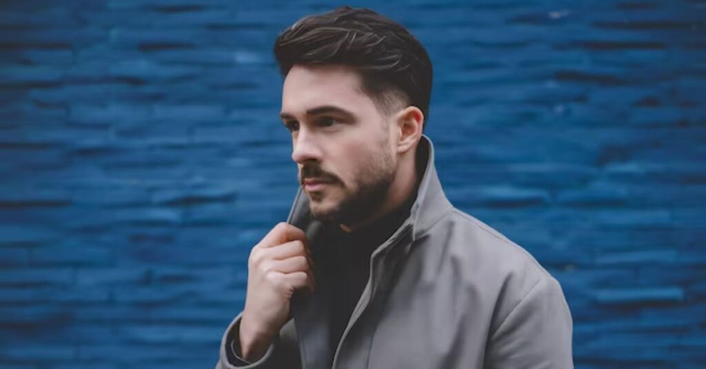 Cool Hairstyles for Straight Hair Guys