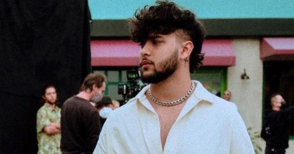 Curly hairstyles for men