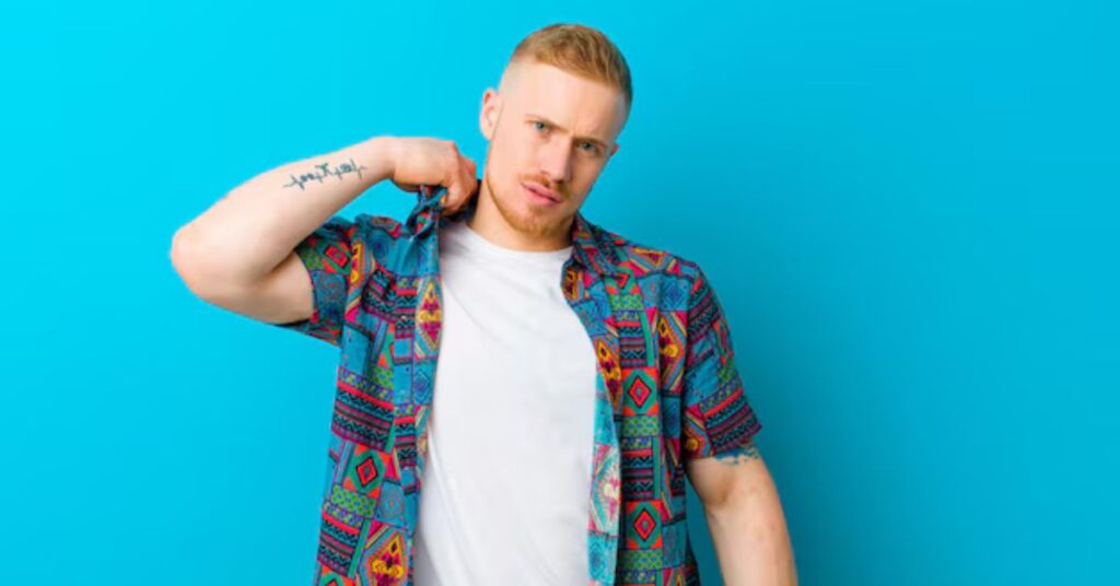 Modern textured crop top fade to hide receding hairline.