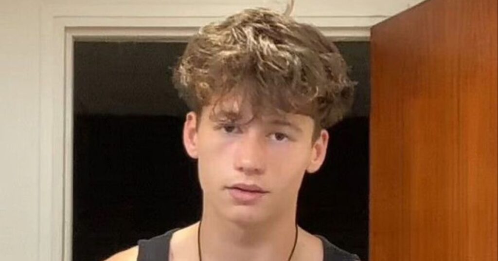 Caesar Fringe Blowout Taper Haircut