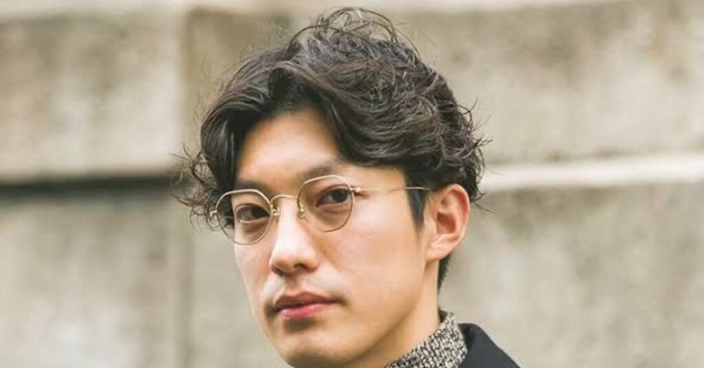 Comma Haircut for Men