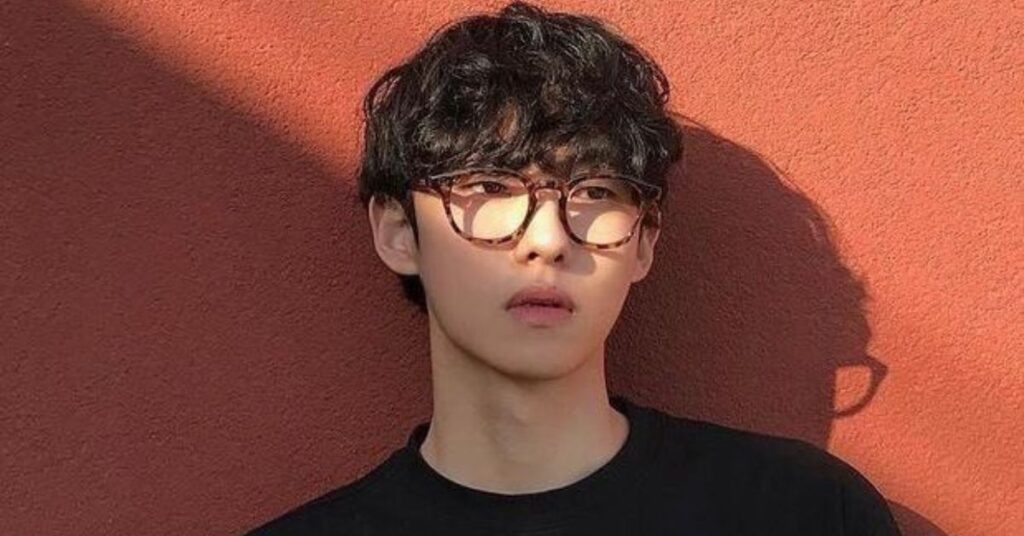 Tousled Casual haircut men's