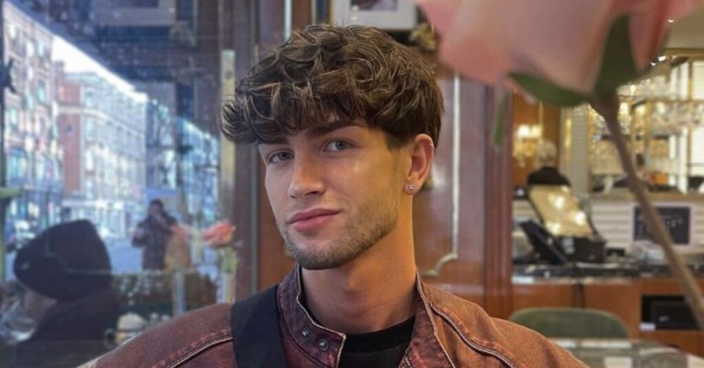 Twisted Blowout Taper Haircut