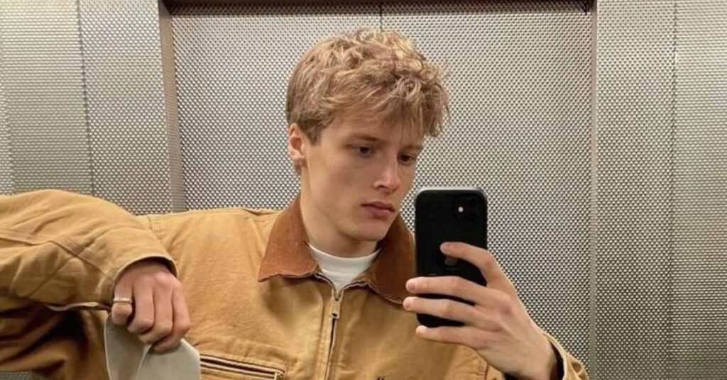 Angular Fringe Haircut 