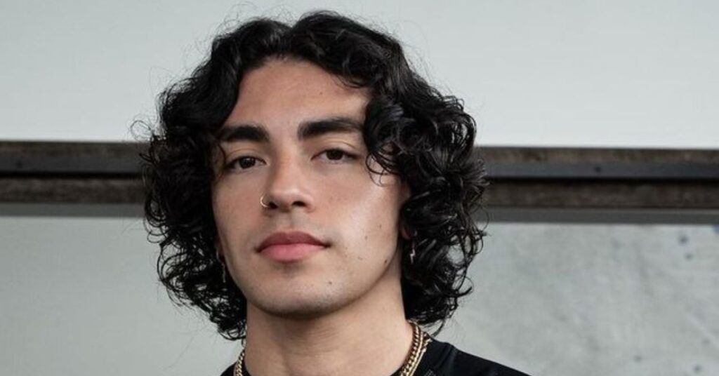 Men’s Long Hairstyle Trends