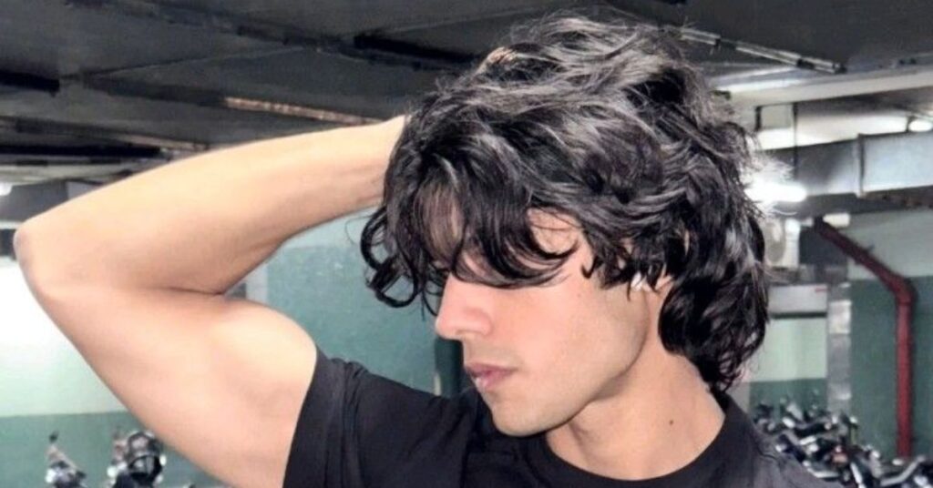 The Curly Wolf Cut