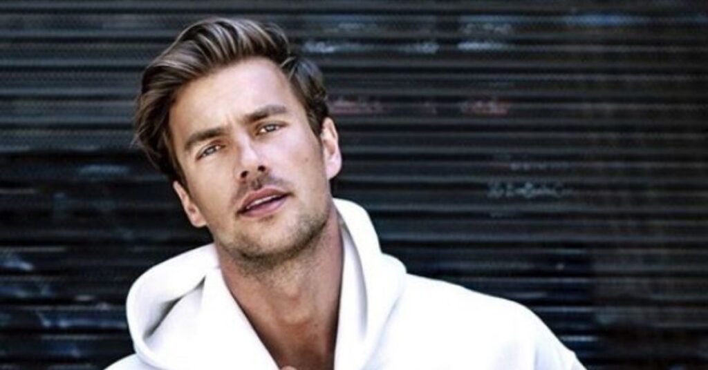 The Side Parted Medium Style