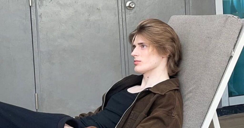 Stylish Long Hair for Men