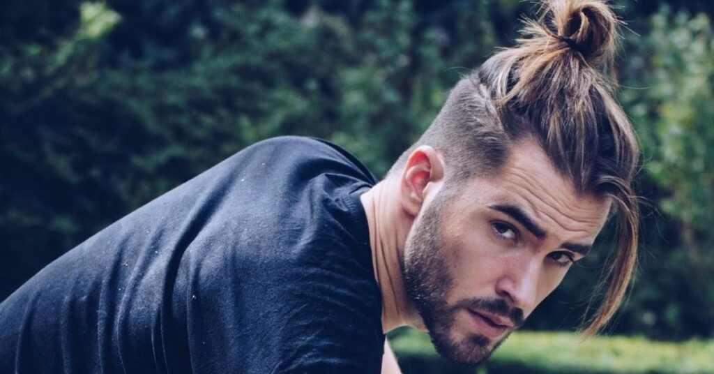 The Top Knot Undercut