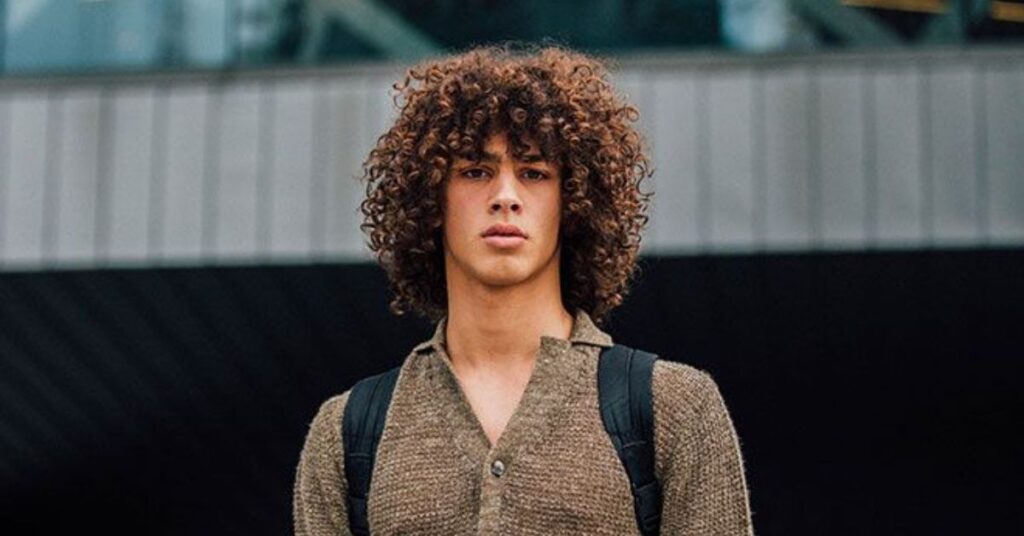 Long Curly Hair Style