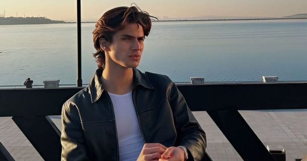Wavy Men’s Long Hairstyle